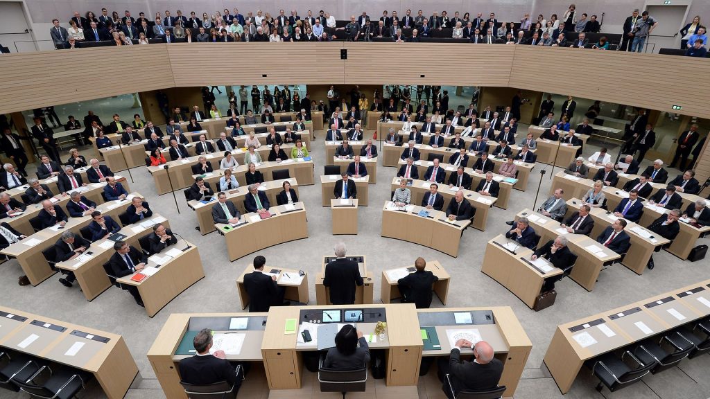 Plenarsaal im Landtag landtag-bw